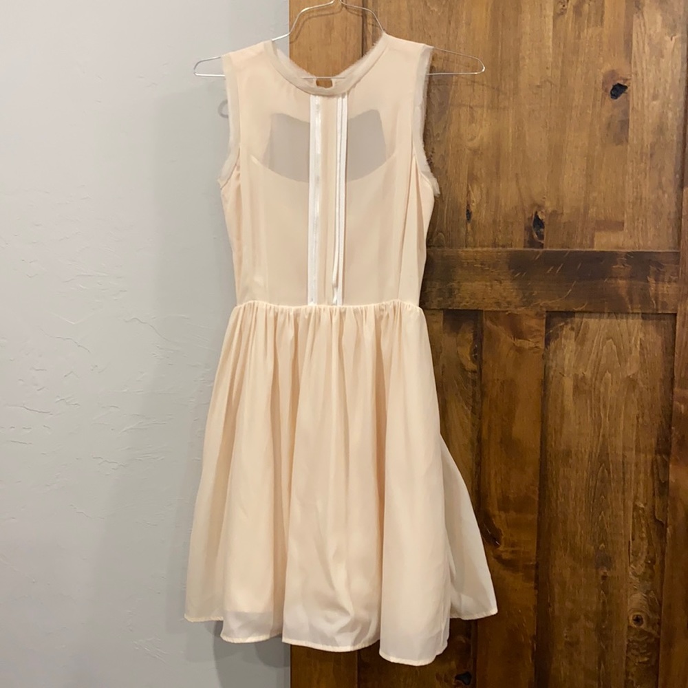 Jessica Simpson pinky cream ethereal dress, size 2